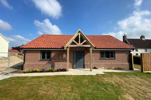 3 bedroom detached bungalow for sale, Bedfield, Nr Framlingham, Suffolk