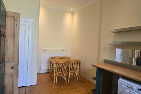 1 bedroom flat to rent, Learmonth Grove, Stockbridge, Edinburgh, EH4
