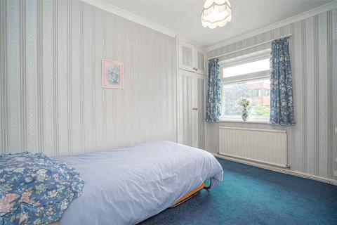 2 bedroom maisonette for sale, Wellington Place, Great North Road, London, N2