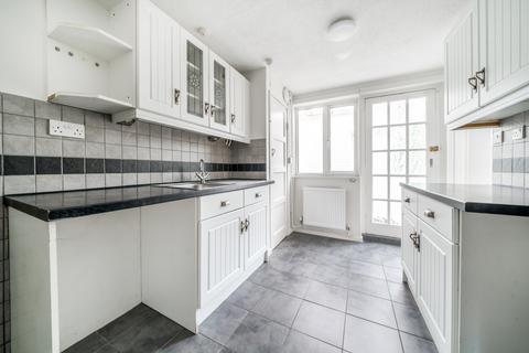 2 bedroom semi-detached house for sale, Talbot Road, Farnham, Surrey, GU9