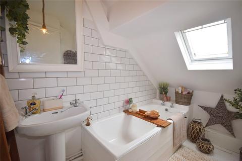 8 Belgrave Road, Fairbourne, LL38 2AX