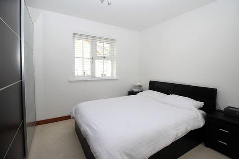 11 Kendal, Purfleet-on-thames, RM19 1LJ
