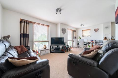 30 Dulcie Close, Greenhithe, DA9 9UL