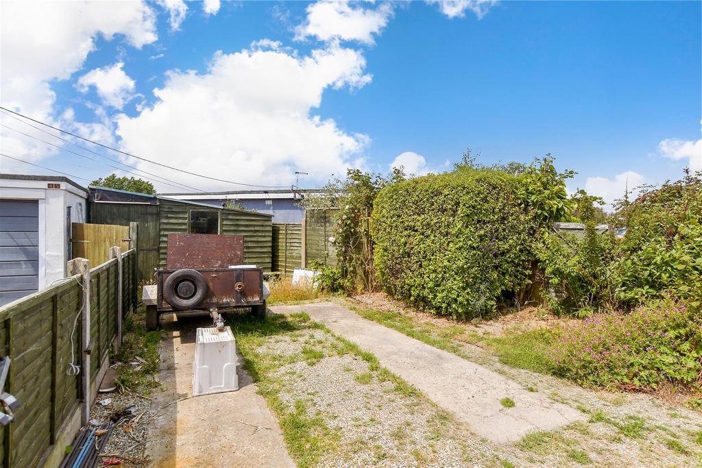 Driveway/Parking
