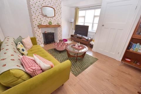 2 bedroom terraced house for sale, Aviary Place, Leeds, West Yorkshire