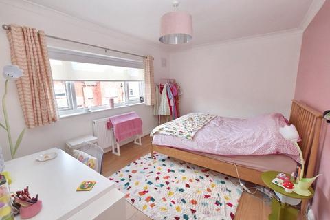 29 Aviary Place, Armley, Leeds, LS12 2NP