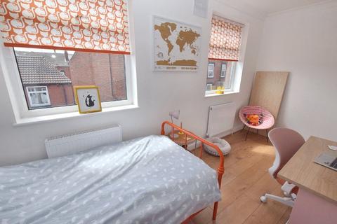 29 Aviary Place, Armley, Leeds, LS12 2NP