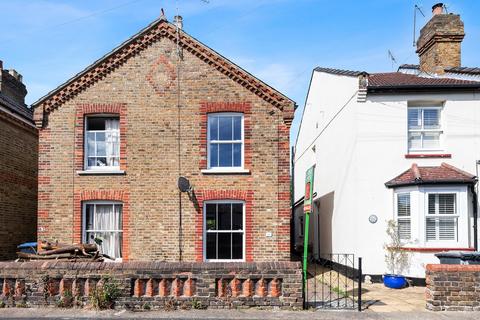 2 bedroom semi-detached house for sale, Surrey, STAINES-UPON-THAMES, TW18