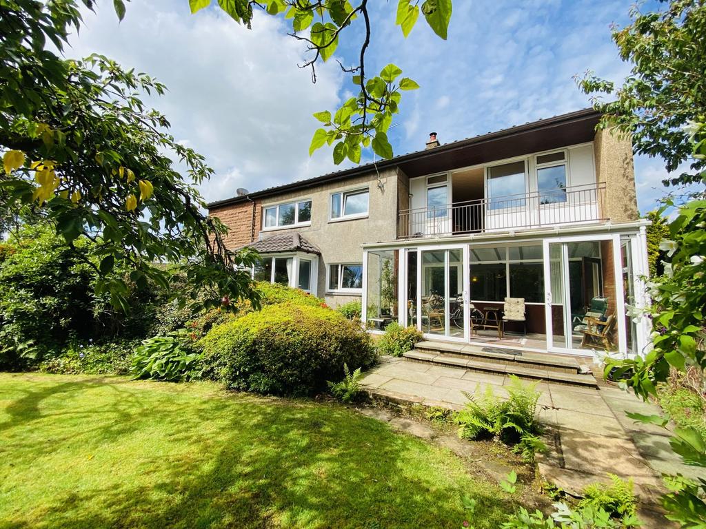 27 Maxwelltown Drive, Dumfries, DG2 9JH 4 bed detached villa for sale
