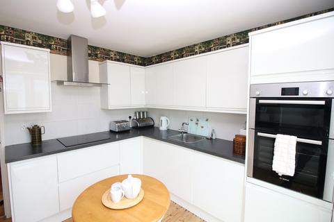 61 Alexandra Road, Thornton-cleveleys, FY5 5DB