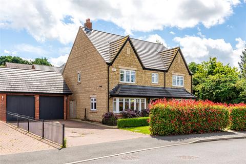 5 bedroom detached house for sale, Larbourne Park Road, Flore, Northampton, Northamptonshire, NN7