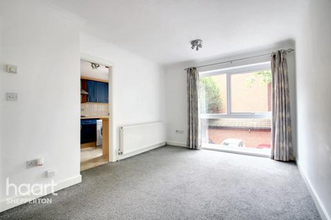 2 bedroom apartment for sale, Laleham Road, Shepperton