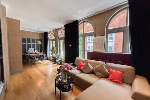 2 bedroom apartment to rent, Little Britain, City of London, London, EC1A