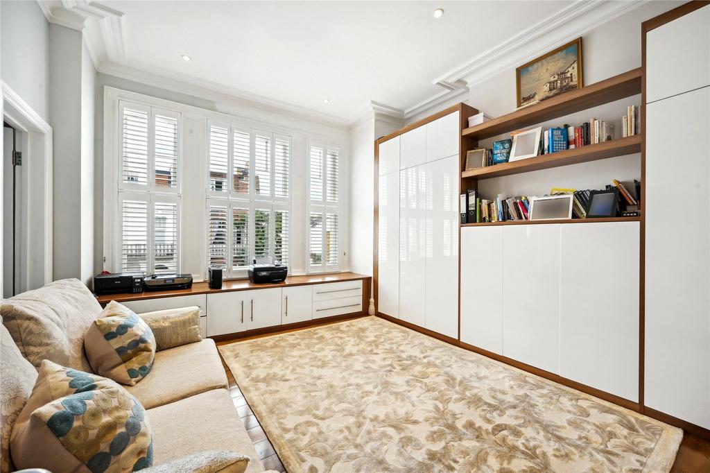 Bedroom/Study