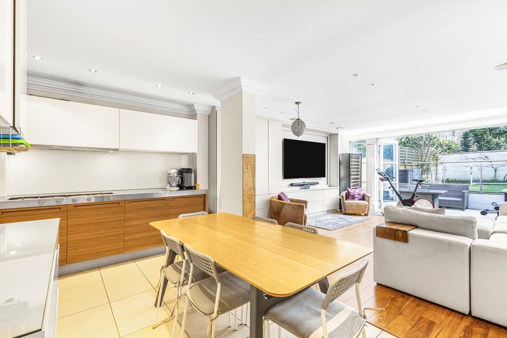 Kitchen/Family Room