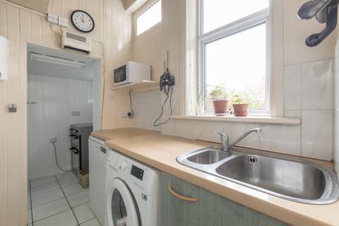 1 bedroom flat for sale, 13 Ryehill Grove, Edinburgh, EH6 8ET