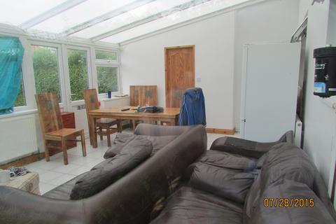 5 bedroom semi-detached house to rent, Milton Road, Oxford
