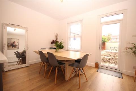 3 bedroom semi-detached house to rent, Caxton Gardens, Guildford, Surrey, GU2