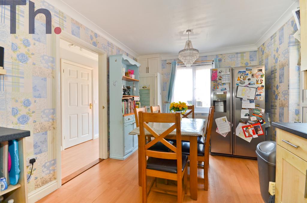 Dining Area.JPG