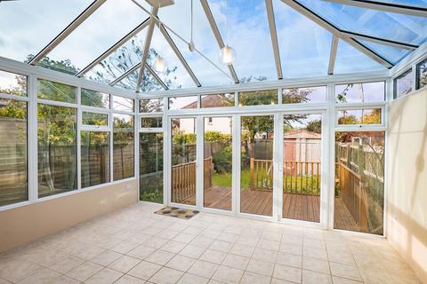 8 Meadowlands Road, Cambridge, CB5 8SA