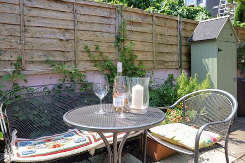 64 Cardross Street, London, W6 0DR