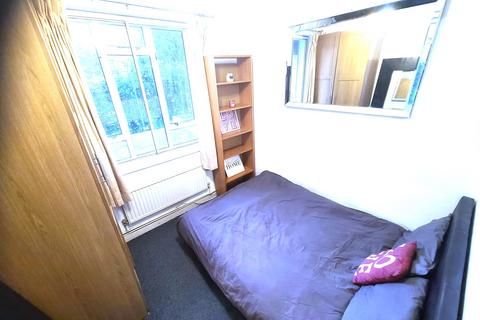 1 bedroom flat to rent, Kings Road, London SW10