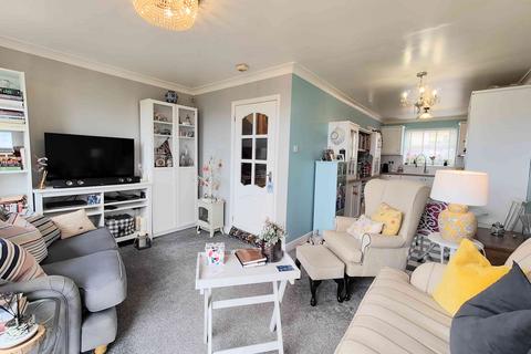 3 bedroom end of terrace house for sale, Claremount Road, Halifax HX3