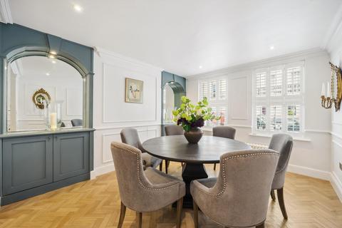 4 bedroom terraced house for sale, Ebury Street, Belgravia, London, SW1W