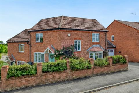 3 bedroom semi-detached house for sale, Bartley Crescent, Northfield, Birmingham, B31 1UU