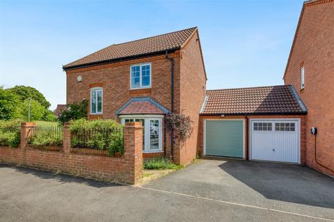 3 bedroom semi-detached house for sale, Bartley Crescent, Northfield, Birmingham, B31 1UU