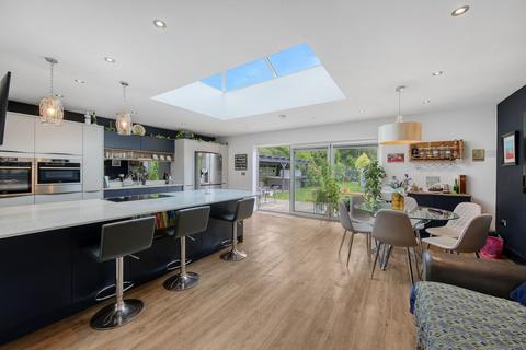 2 Dalewood Road, Sheffield, S8 0EB