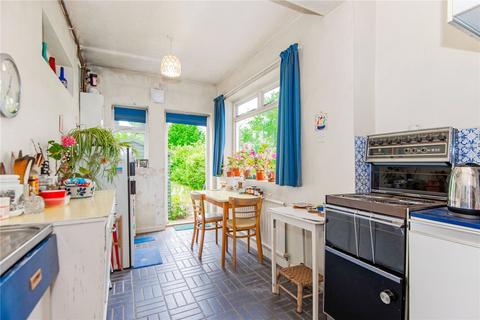 46 Cross Deep Gardens, Twickenham, TW1 4QU