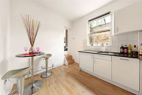 2 bedroom flat to rent, Ladbroke Crescent, London W11