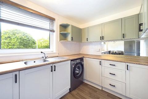 2 bedroom flat to rent, Dicks Park, South Lanarkshire G75