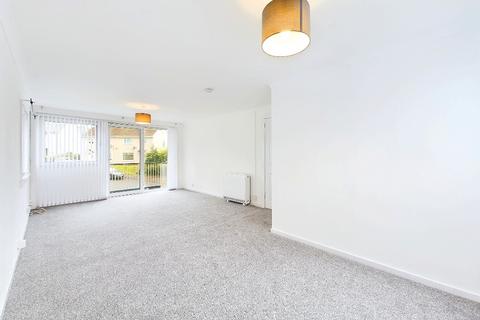2 bedroom flat to rent, Dicks Park, South Lanarkshire G75