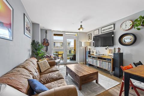 2 bedroom flat for sale, Telegraph Avenue, Greenwich SE10