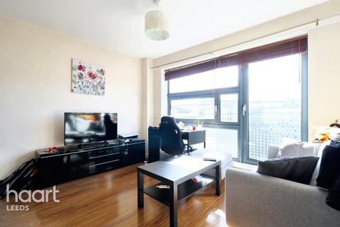 1 bedroom apartment for sale, Whitehall Place, Leeds