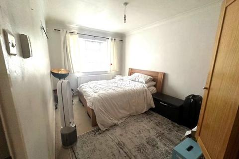2 bedroom maisonette for sale, Barnfield Road, Belvedere, Kent, DA17