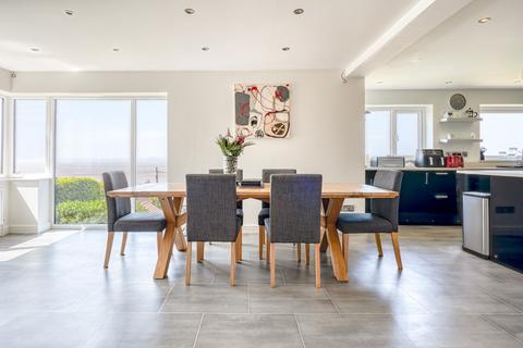 17 Hillside Road, Portishead, Bristol, BS20 8EW