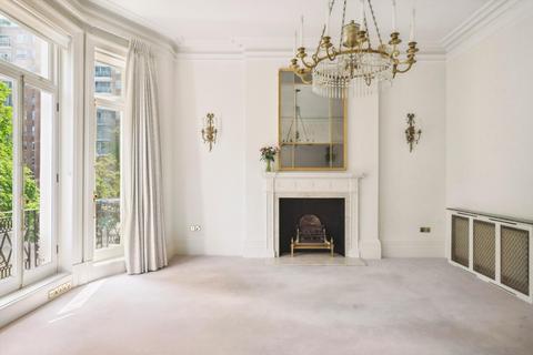 3 bedroom flat to rent, Montagu Square, London, W1H