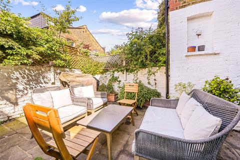 6 bedroom terraced house to rent, Quarrendon Street, London, SW6