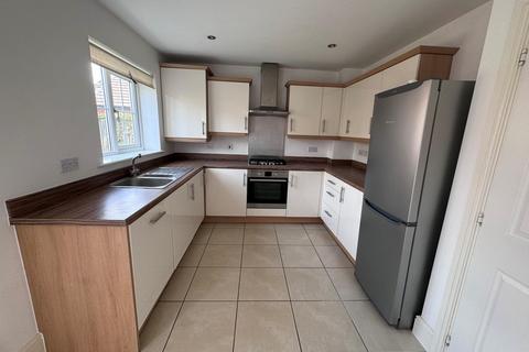 3 bedroom semi-detached house to rent, John Frear Drive, Syston LE7