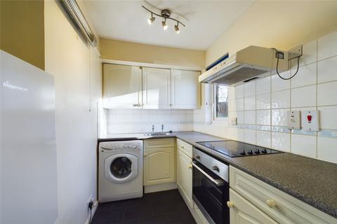 Studio to rent, Maypole Road, Taplow, Maidenhead, SL6