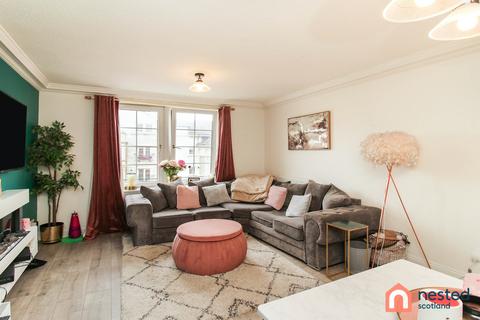 7/12 Powderhall Brae, Edinburgh, EH7 4GE