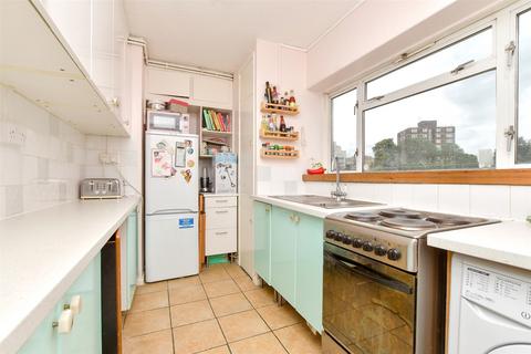 1 bedroom apartment for sale, Duppas Avenue, Croydon, Surrey