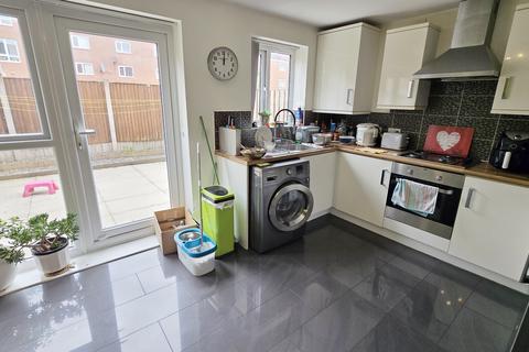 4 bedroom terraced house for sale, Guide Post Road, Ardwick
