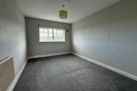 1 bedroom in a flat share to rent, The Dilke Arms, Aldridge Road, Walsall, WS4