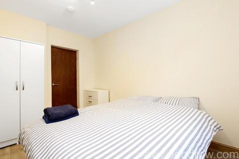 1 bedroom flat to rent, Martlett Court, Covent Garden, London, WC2B