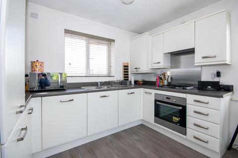 27, Arnhem House Collis Close, Burntwood, WS7 3RQ