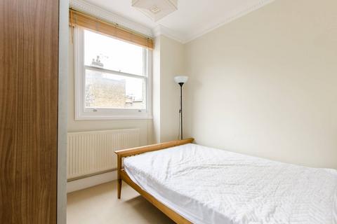 2 bedroom flat to rent, Sandmere Road, Clapham North, London, SW4